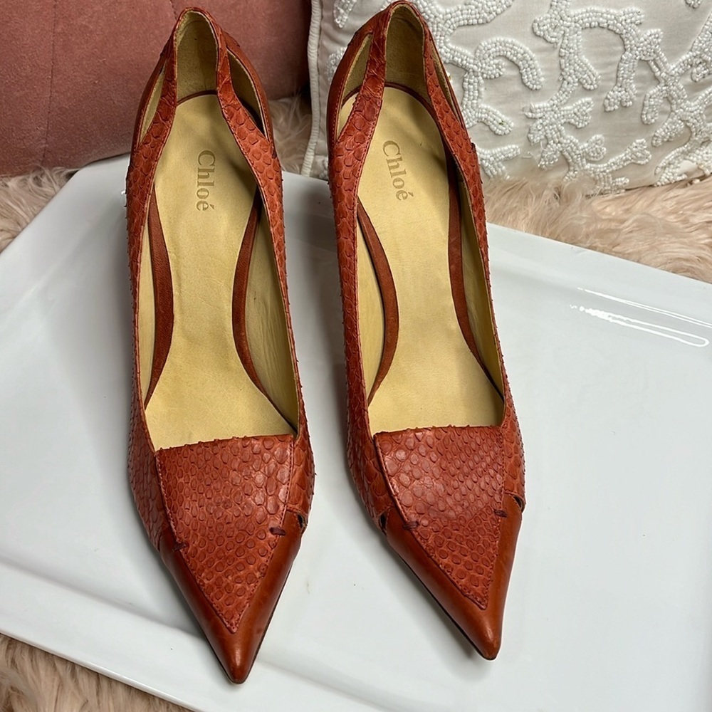 CHLOÉ PYTHON VINTAGE HEELS - Picture 2 of 11